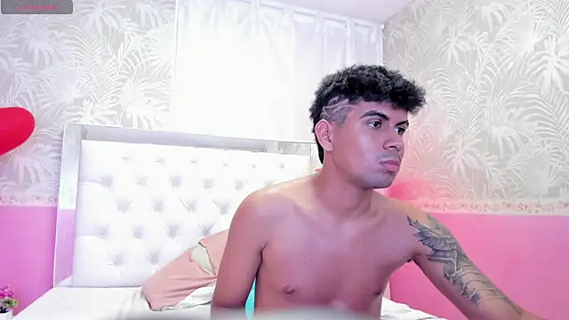 Dave_And_Emma live XXX chat