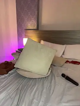 MiilaBlake: вебкам-шоу