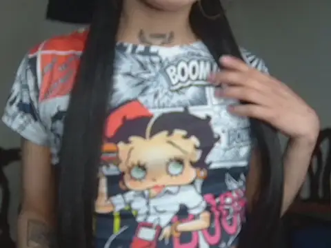 Scarlett_crastrawberry Chat XXX in diretta