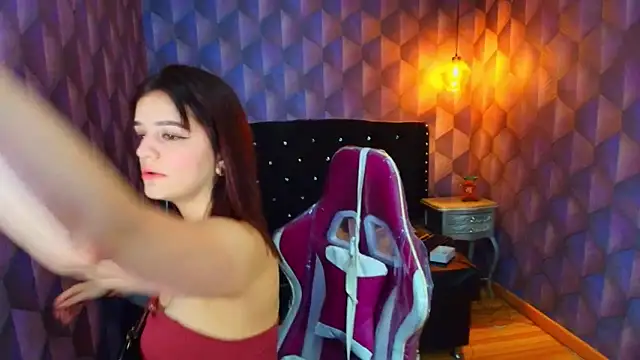 LiaHarryis Adlı Modelin Canlı XXX Sohbeti