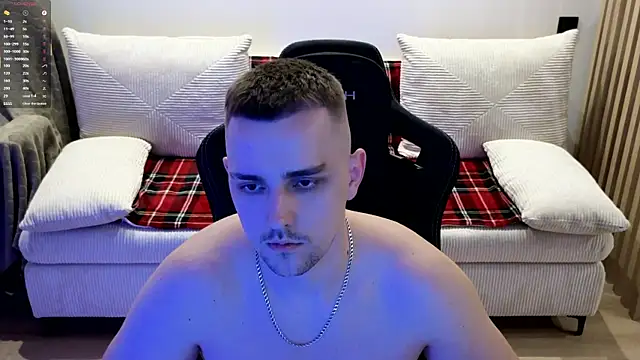 Chatroom XXX en direct de Larstar01