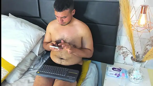 دردشة AronGarcia الجنسية المباشرة