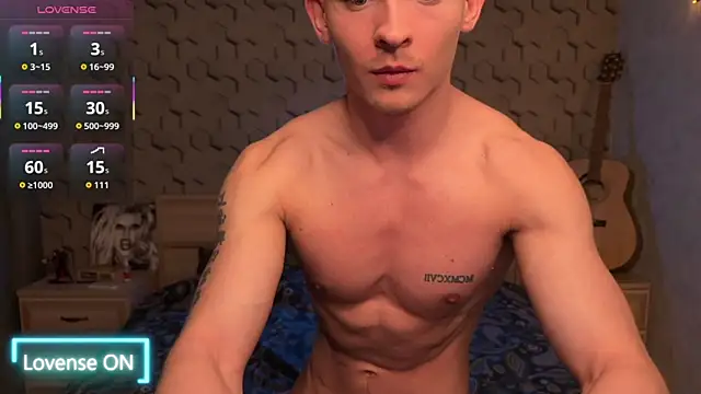 Marvelboy_ Show in webcam