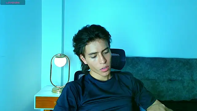 Chat +18 de Blake_Parker ao vivo