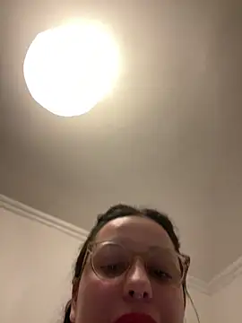 Chat XXX ao vivo de milkyhonybaby