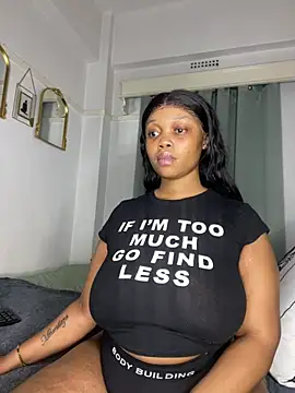 Queen_Tee23's Live XXX Chat