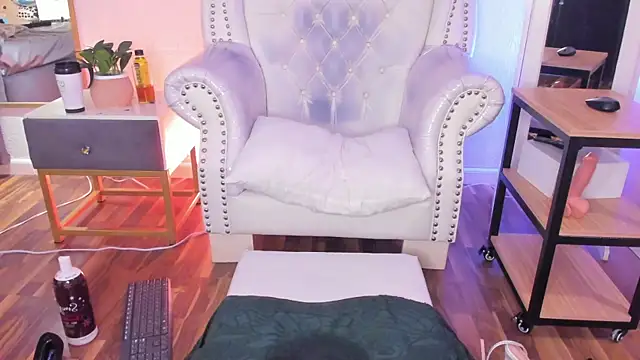 Chat XXX ao vivo de GabyPetit