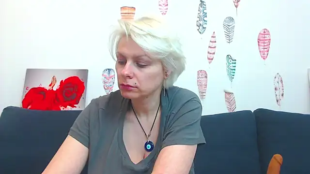 Chat XXX ao vivo de Playful_Goldie_WOW__