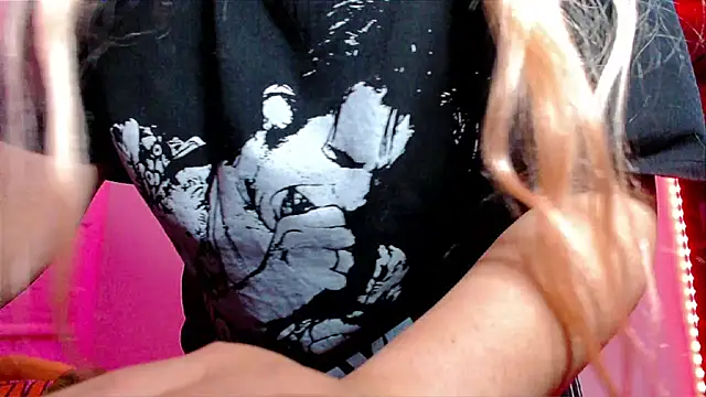 دردشة EllieMoonX الجنسية المباشرة