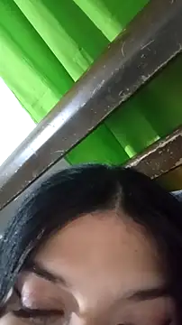 Онлайн чат XXX saray_reesee