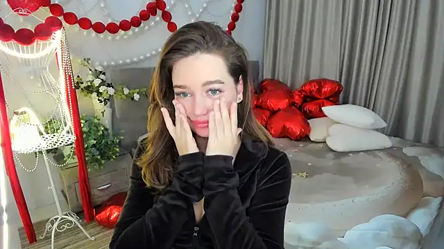 MiracleCurly Live XXX Chat