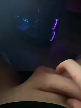 jstntz's Webcam Show