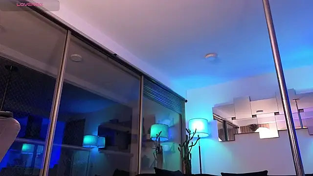 mandi4pole_: онлайн-секс-чат