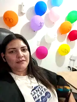 Chat XXX ao vivo de Mia_Hampton