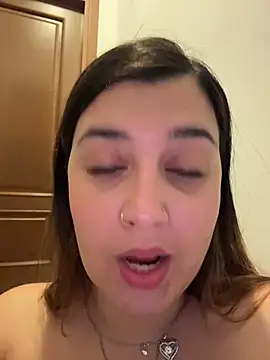 Novababy18 – Naživo XXX chat