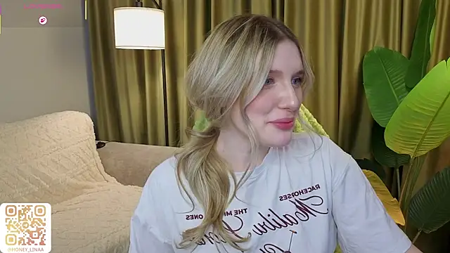 honey_kors – Naživo XXX chat