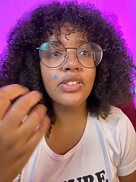 Chat XXX ao vivo de 99_Lilith