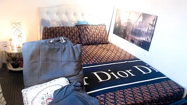 NinaDOM4CUM Pertunjukan Webcam