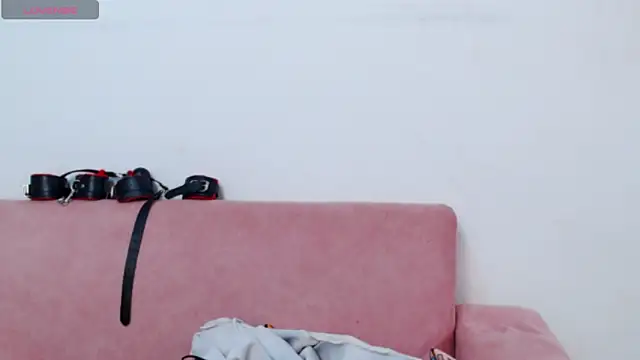 Chat +18 de pinky_f00x ao vivo