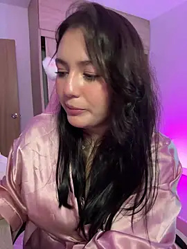 Angeldusttt: онлайн-секс-чат