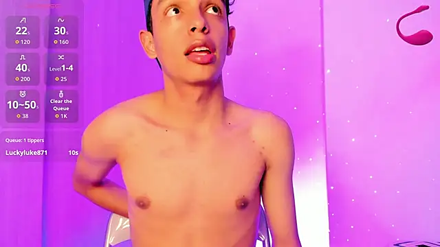 Maxfrost1 Show in webcam