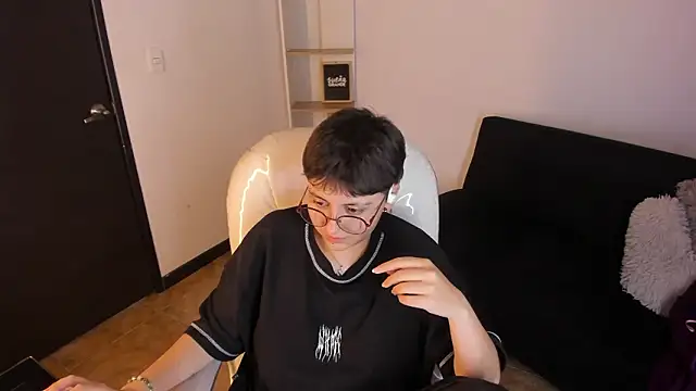 Nathaly_ds Obrolan Langsung XXX