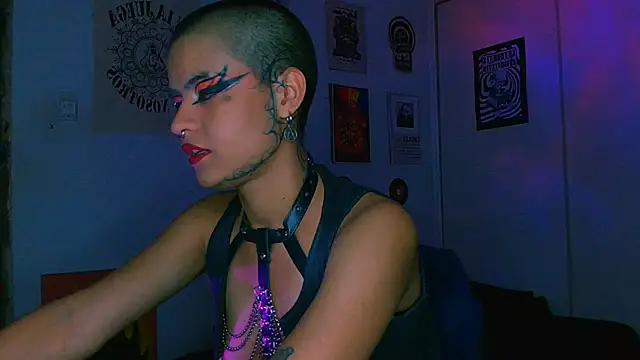 Czat XXX na żywo – alex_one888