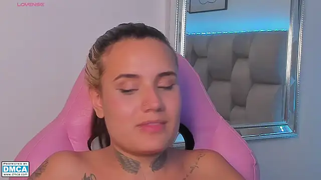 Susan-Sweet-7 élő XXX-chatje