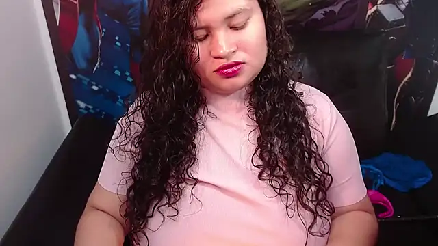 XXX chat uživo modela Madison_Copers