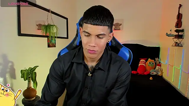 Czat XXX na żywo – Damian_latinxxx