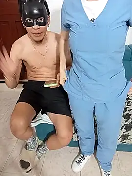 Вебкам-шоу chiquitahot69