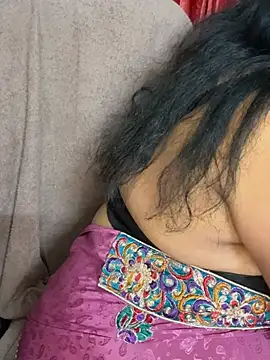 Pertunjukan Kamera Web Kritika_21