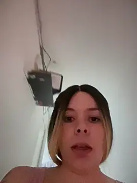 carolina16love – Naživo XXX chat