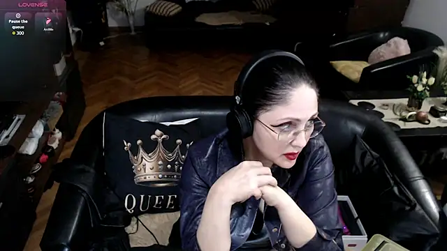 Imperatriza – Naživo XXX chat