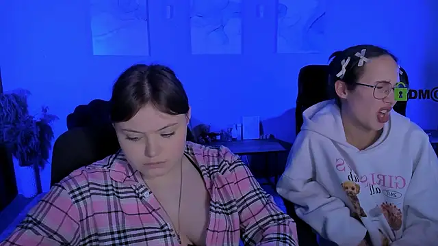 nikole_kitt webcam show