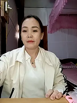 Feeling-hot live XXX chat