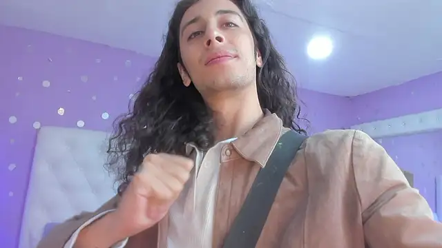 Goldentemptation_ 即時 XXX 聊天