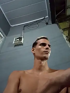 Chat +18 de reth22 ao vivo