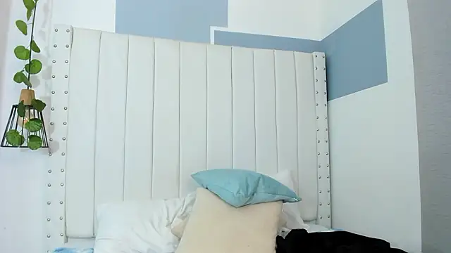 pervert_lizza live XXX chat