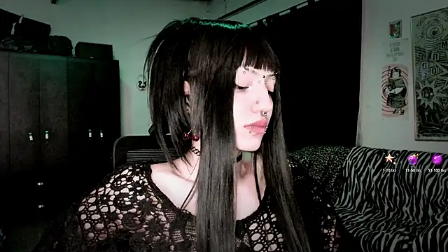 roxy_toxic Adlı Modelin Canlı XXX Sohbeti