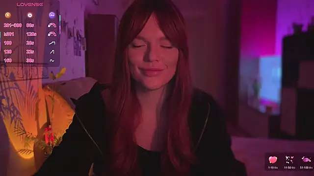 Онлайн чат XXX CherryRed_Girl