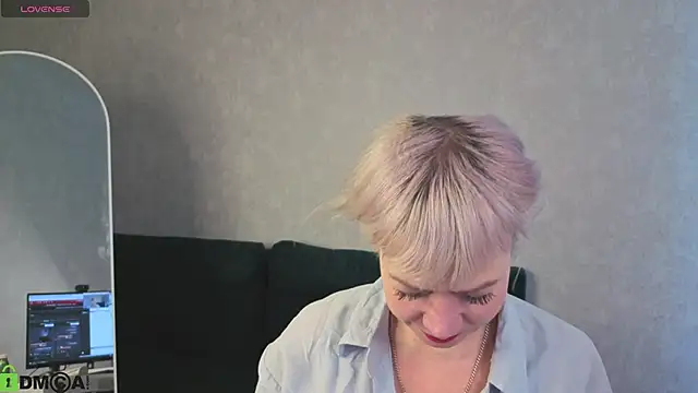 Ann_AnniseのライブXXXチャット