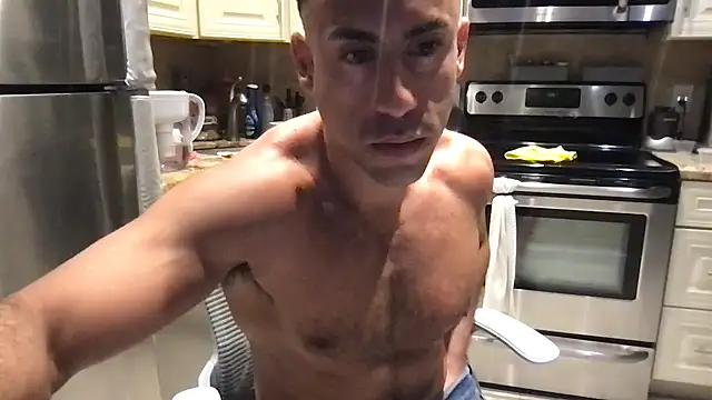 BigGuyMuscle Show in webcam