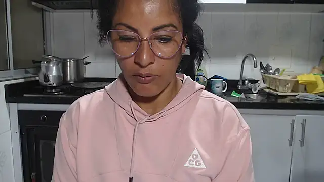 دردشة kateleyagrey الجنسية المباشرة