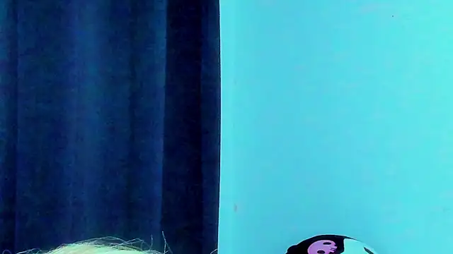 Akane-Mou Adlı Modelin Canlı XXX Sohbeti