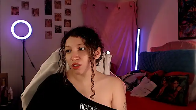 AllyDonfort Chat XXX in diretta