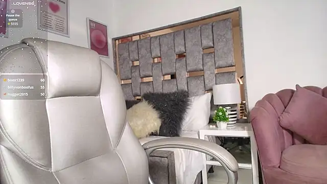 Alexa_candy18 লাইভ XXX চ্যাট