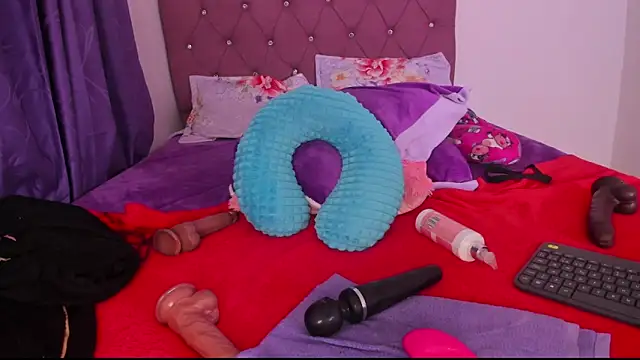 Aitana_star1 লাইভ XXX চ্যাট