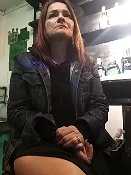 Dannial51 লাইভ XXX চ্যাট