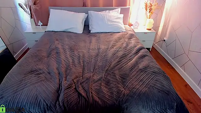 luna_c0ra Adlı Modelin Canlı XXX Sohbeti